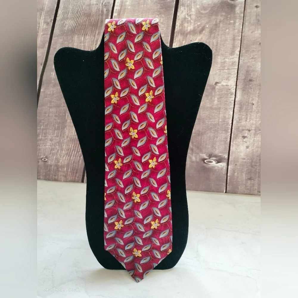 Robert Talbott Best of Class Necktie Tie Silk Red Yellow Flowers Leaf Classic T